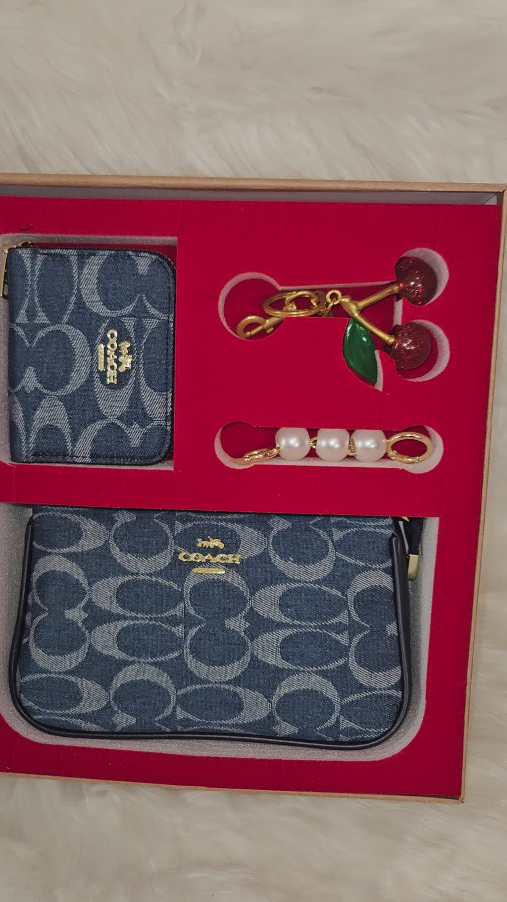 Blue set