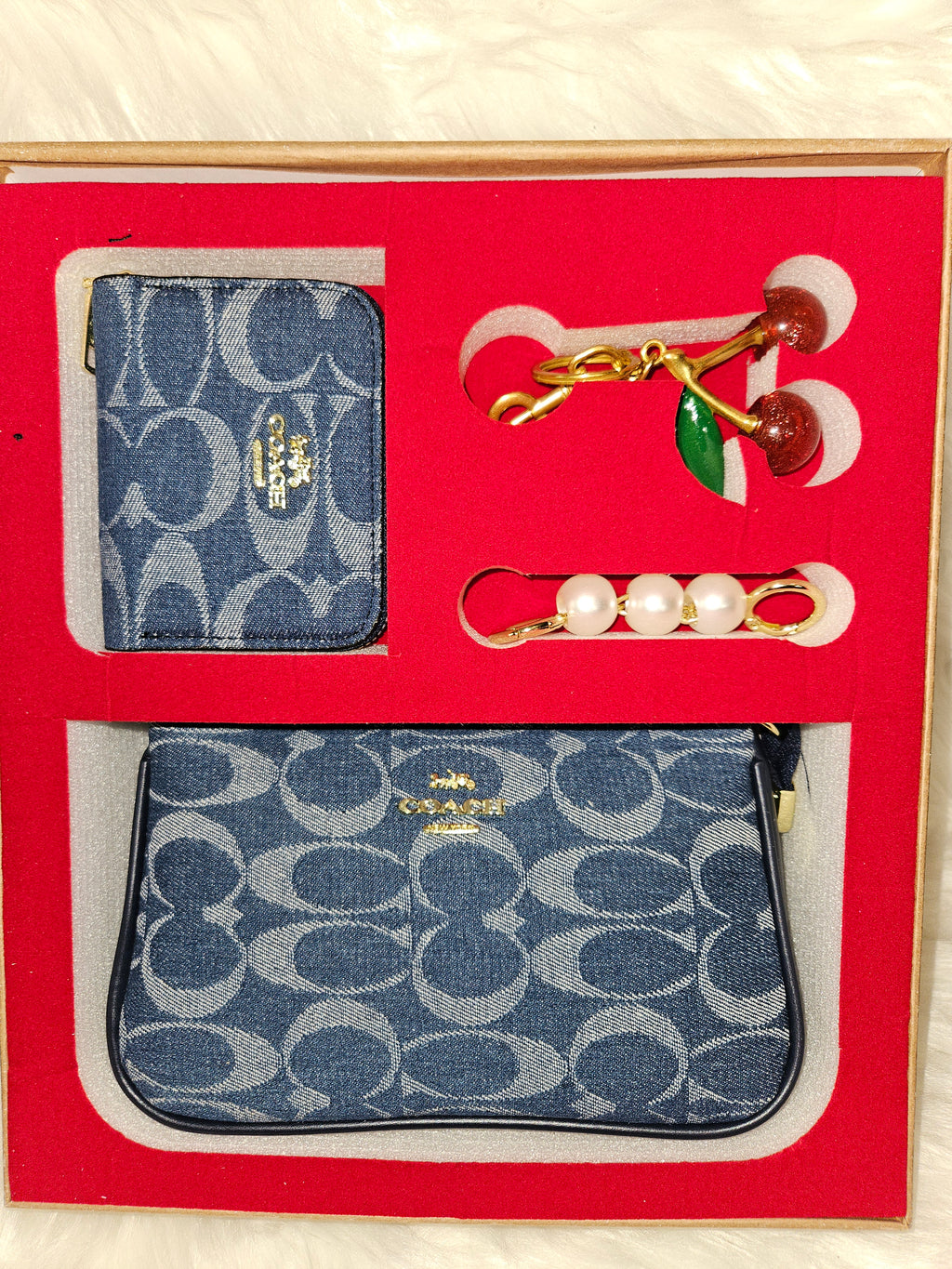 Blue set